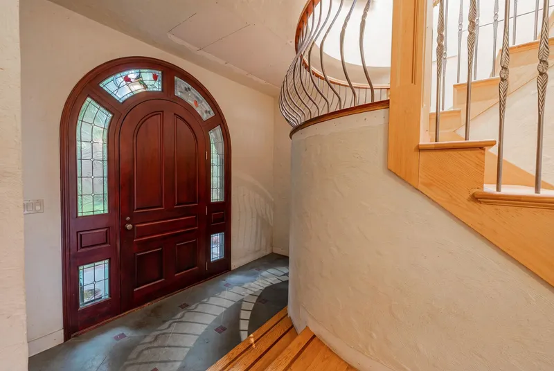 1650 PALMERSTON AVENUE - photo 4 of 25