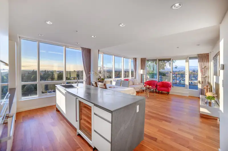1501 8588 CORNISH STREET - photo 1 of 30
