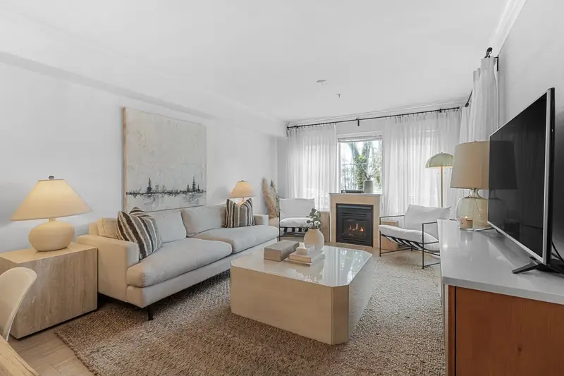 105 1199 WESTWOOD STREET - photo 3 of 25