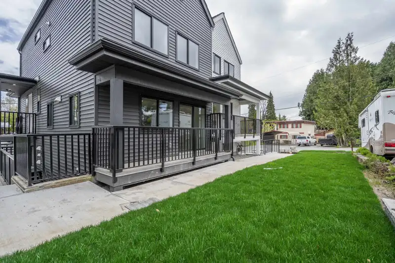 2665 SUNNYSIDE STREET - photo 2 of 31
