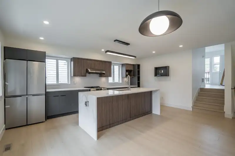 2665 SUNNYSIDE STREET - photo 4 of 31