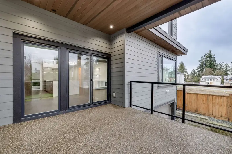 2071 165 STREET - photo 3 of 25