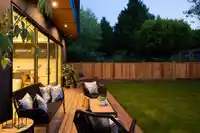 2 4161 WINDSOR STREET - thumbnail 25