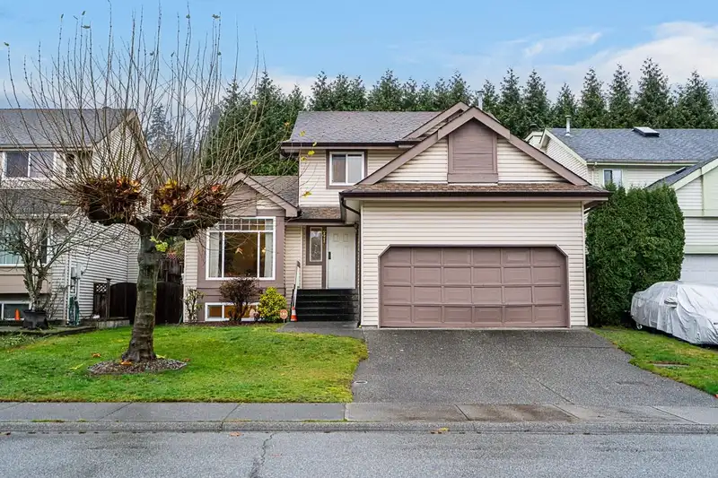 2419 MARIANA PLACE - photo 1 of 40