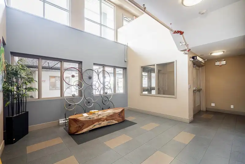 161 4099 STOLBERG STREET - photo 2 of 13