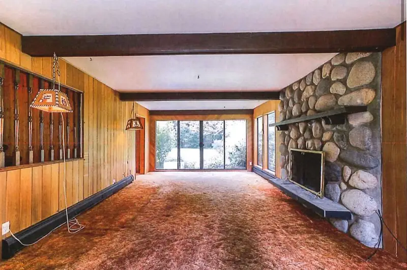 7041 193 STREET - photo 3 of 10