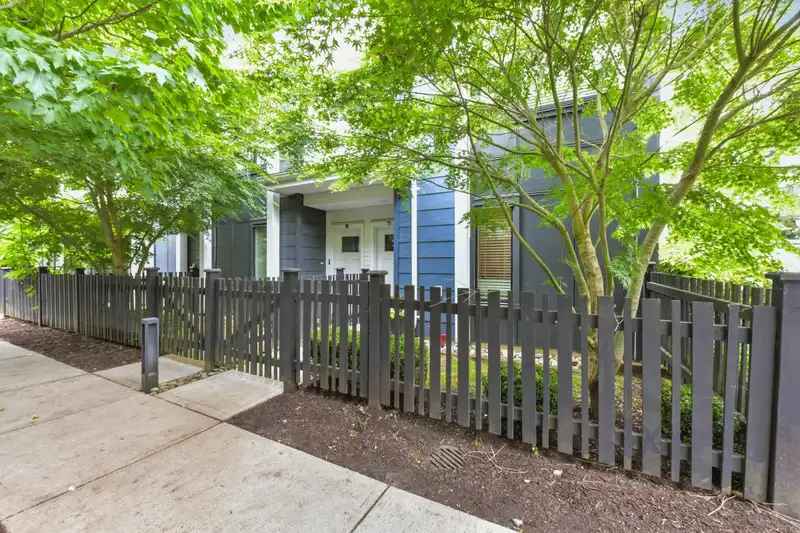 31 16337 23A AVENUE - photo 1 of 1