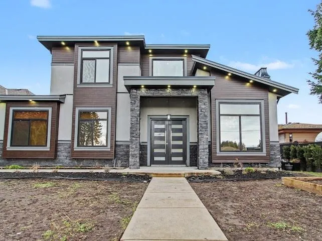 14969 96 AVENUE - photo 2 of 25