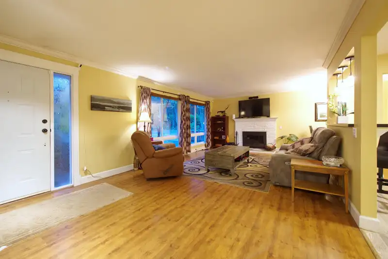 23209 BIRCH AVENUE - photo 4 of 24