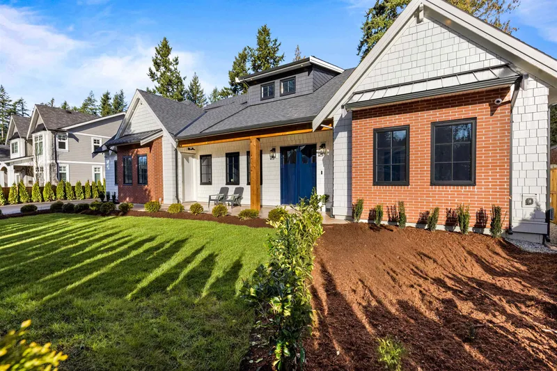 19843 37A AVENUE - photo 2 of 25