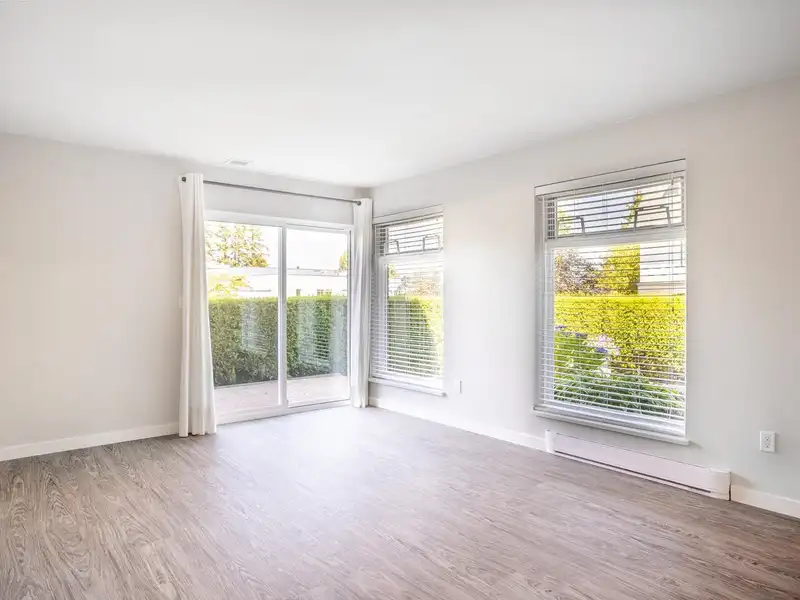 101 2239 152 STREET - photo 4 of 16