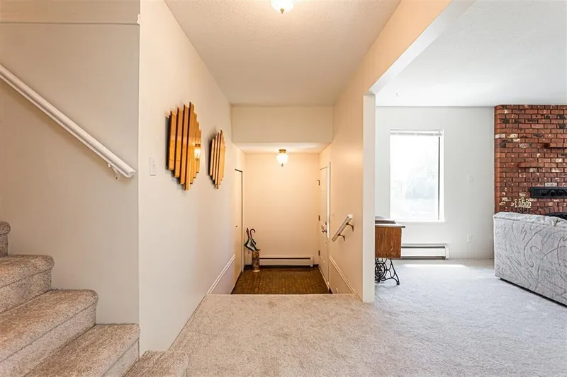 9092 HARDY ROAD - photo 2 of 12