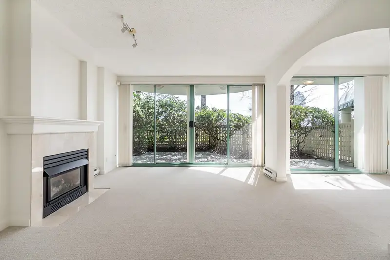 112 1785 MARTIN DRIVE - photo 4 of 19