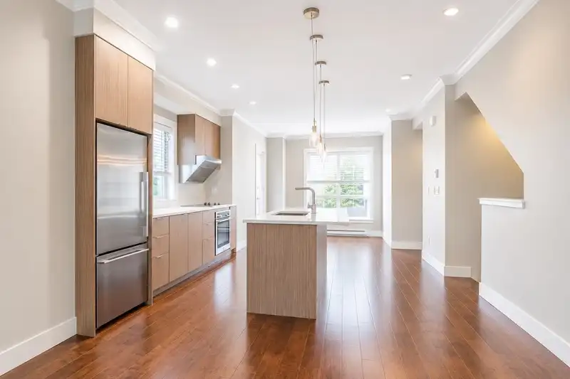 5 6333 ALDER STREET - photo 4 of 15