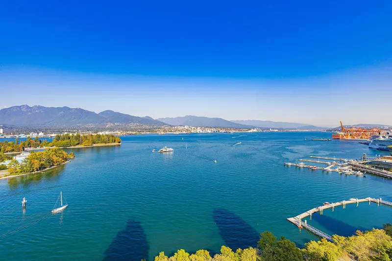 2302 323 JERVIS STREET - photo 4 of 25