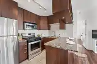 1002 1010 RICHARDS STREET - thumbnail 17