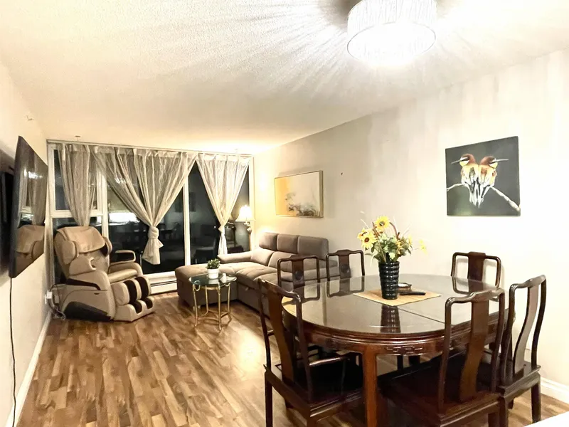 1007 1008 CAMBIE STREET - photo 3 of 18