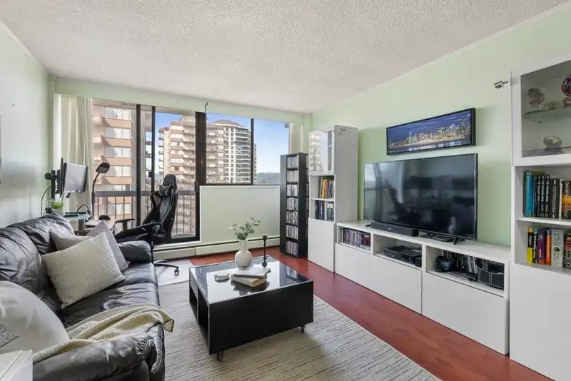 802 620 SEVENTH AVENUE - photo 1 of 21