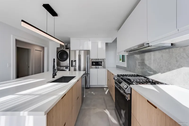 4346 DUNDAS STREET - photo 4 of 25