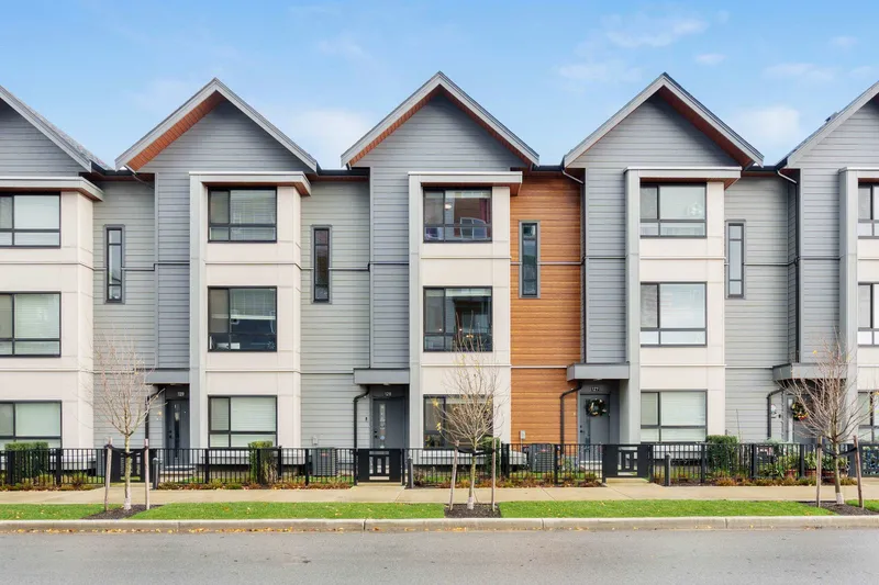 128 30530 CARDINAL AVENUE - photo 1 of 25