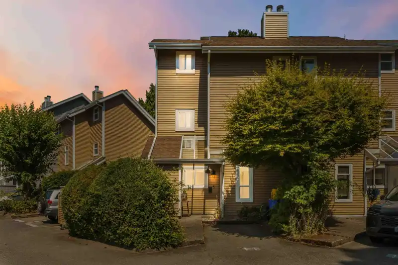 11 7400 MINORU BOULEVARD - photo 1 of 34