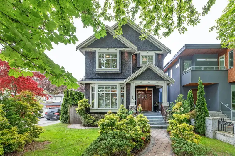 2806 W 12TH AVENUE - photo 1 of 39