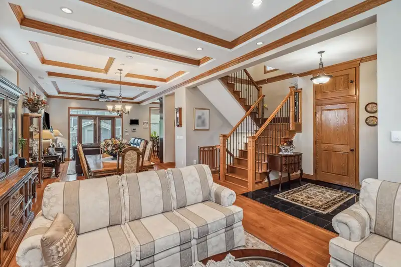 2806 W 12TH AVENUE - photo 4 of 39