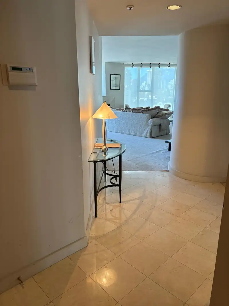 1805 1000 BEACH AVENUE - photo 3 of 40