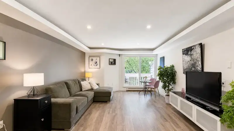 214 1545 E 2ND AVENUE - photo 2 of 24