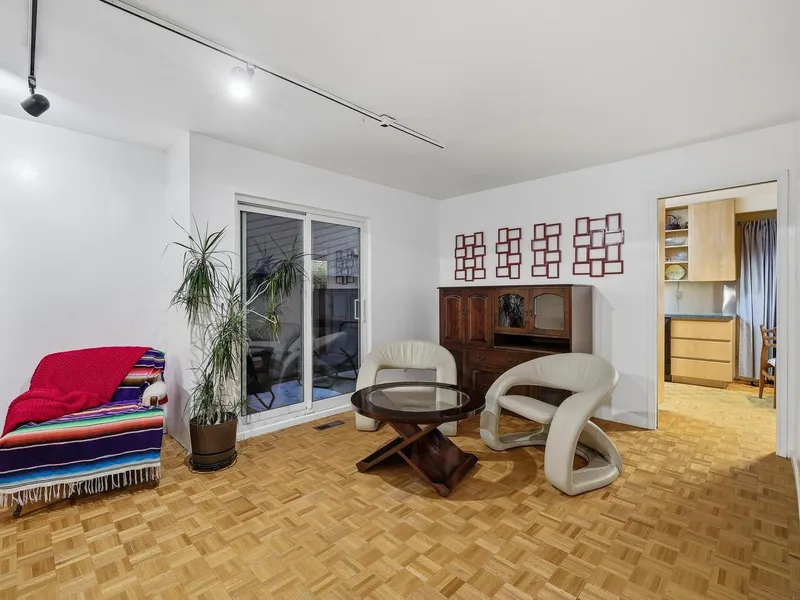 4288 CANDLEWOOD DRIVE - photo 3 of 22