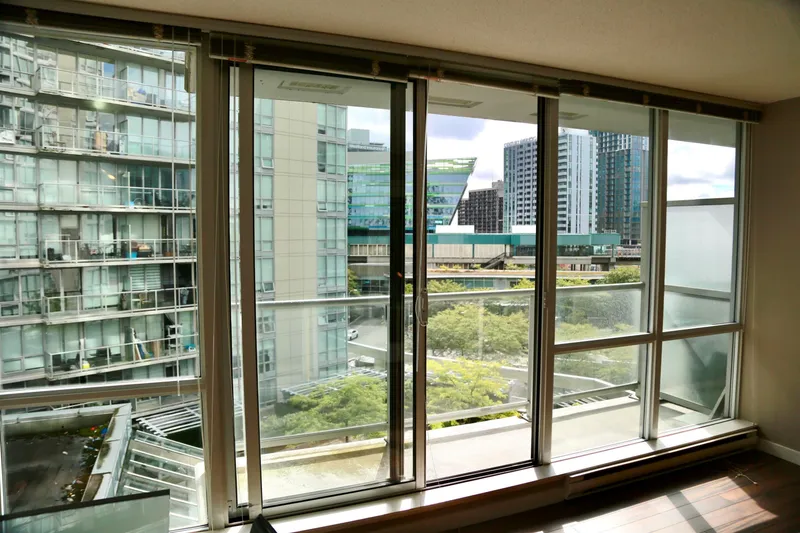 610 13688 100 AVENUE - photo 3 of 17