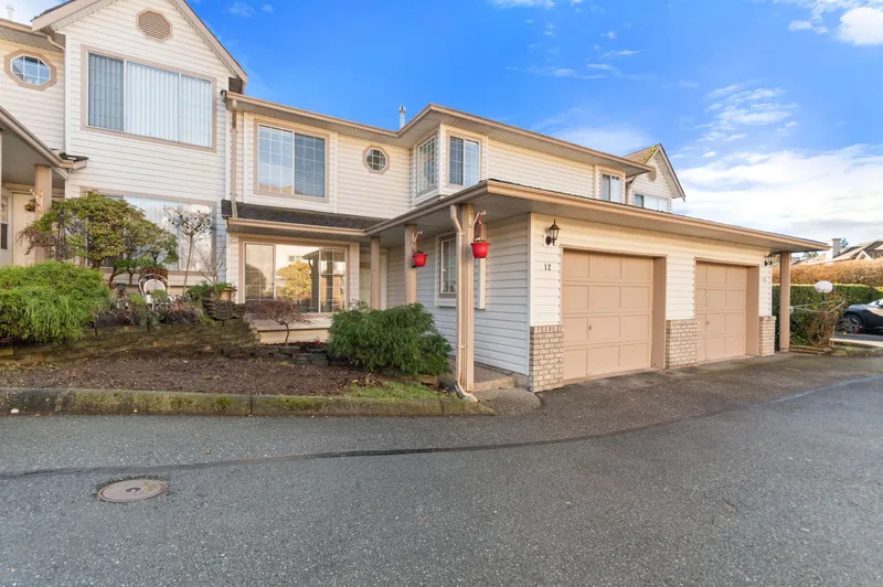 12 2575 MCADAM ROAD - photo 3 of 25