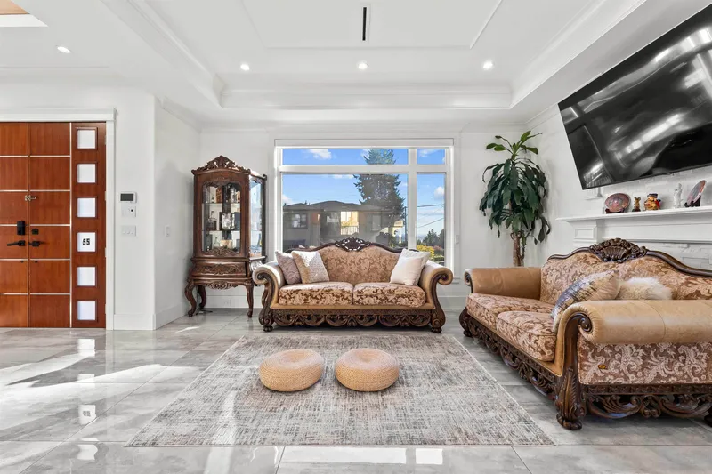 5111 CLINTON STREET - photo 3 of 24