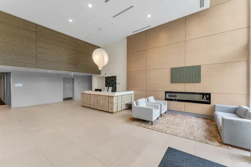 1503 13318 104 AVENUE - photo 3 of 36
