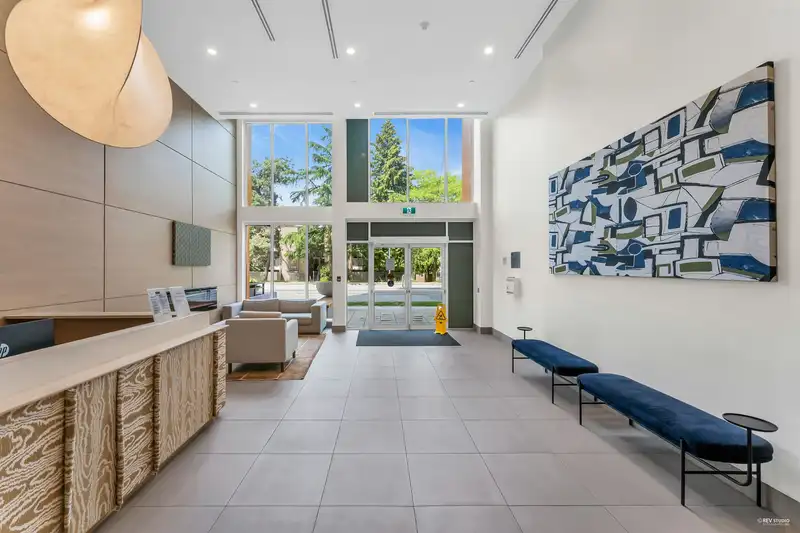 1503 13318 104 AVENUE - photo 4 of 36