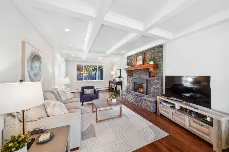 1138 51 STREET - photo 3 of 34