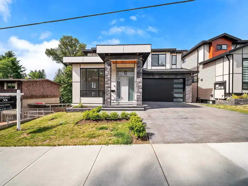13851 114 AVENUE - photo 2 of 36