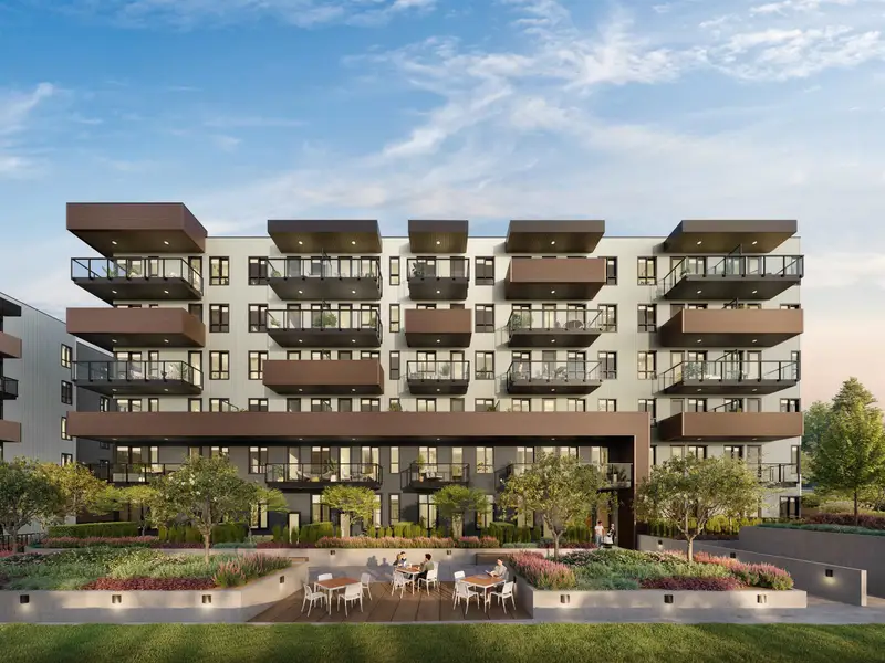 B205 18088 72 AVENUE - photo 2 of 17