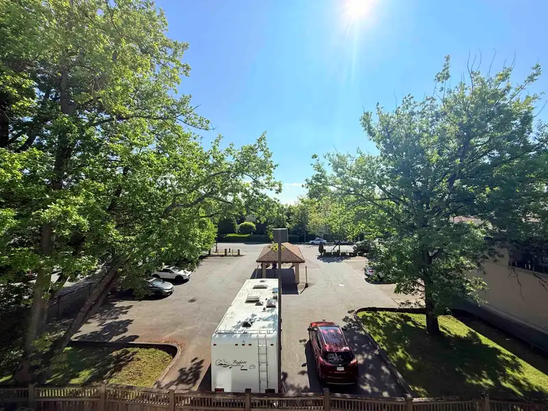 220 7751 MINORU BOULEVARD - photo 3 of 14