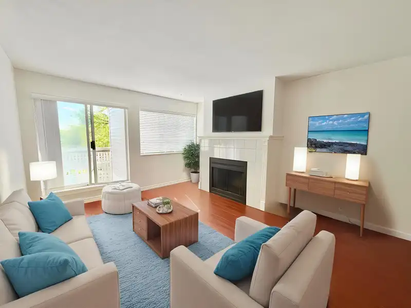 220 7751 MINORU BOULEVARD - photo 4 of 14