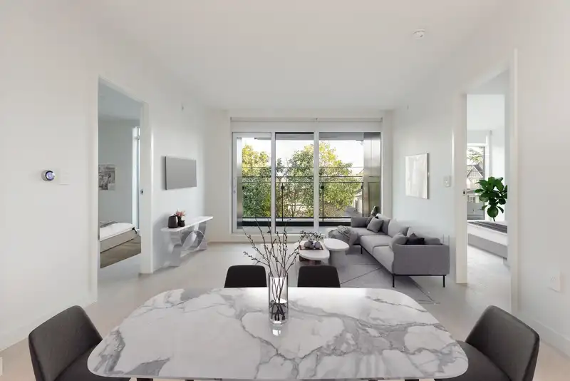 303 3596 WEST 28TH AVENUE - photo 1 of 34
