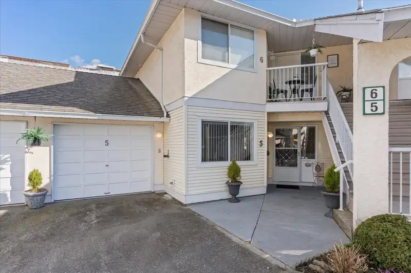 5 2475 EMERSON STREET - photo 1 of 40