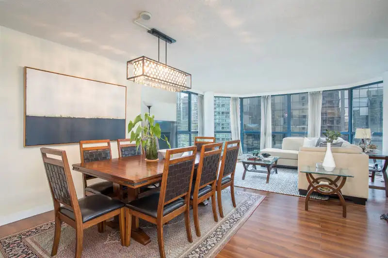 604 1415 W GEORGIA STREET - photo 3 of 36
