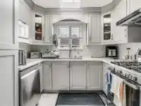 7078 126A STREET - thumbnail 4