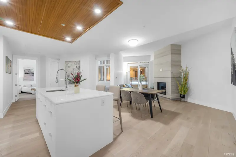 101 6699 NELSON AVENUE - photo 1 of 25