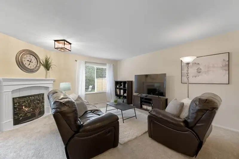 55 21928 48 AVENUE - photo 4 of 40