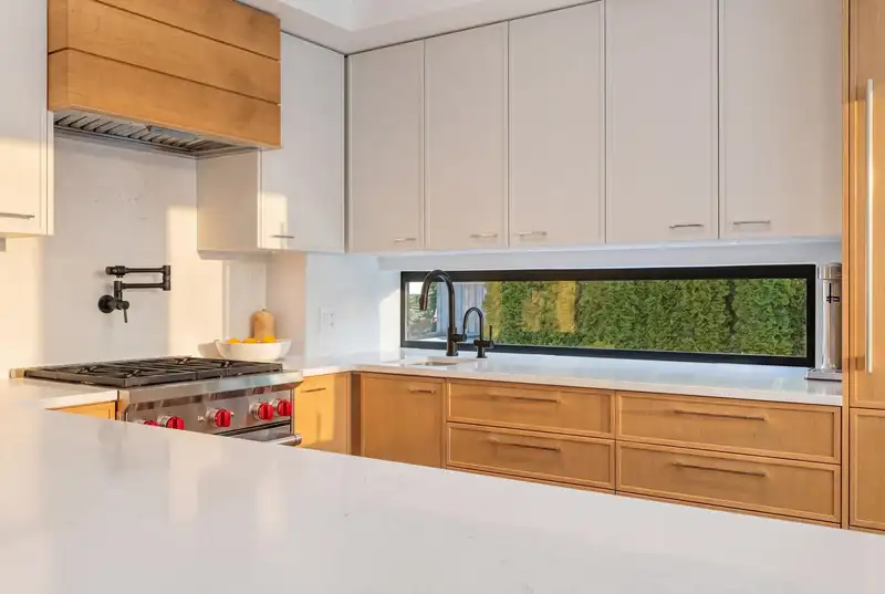 820 W 23RD AVENUE - photo 3 of 39