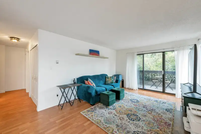 204 1195 PIPELINE ROAD - photo 2 of 18