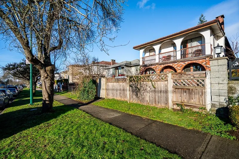 557 E 58TH AVENUE - photo 2 of 22