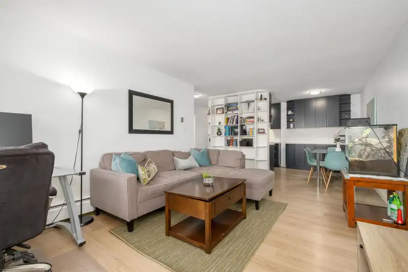 220 1844 W 7TH AVENUE - photo 1 of 24
